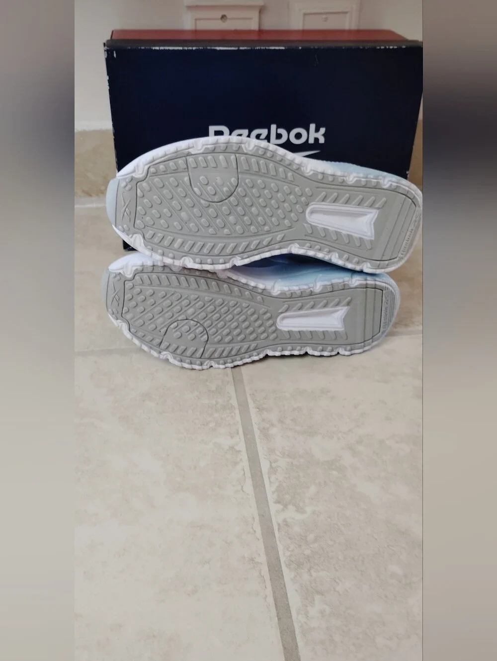 Reebok Rush Runner Light Blue Iridescent Sneakers Brand New Size 4k.